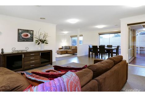 Property photo of 3 Maple View Court Mount Martha VIC 3934