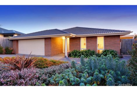 3 Maple View Ct, Mount Martha, VIC 3934