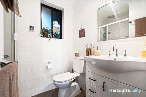 Property photo of 2 Malvern Court Aberfoyle Park SA 5159