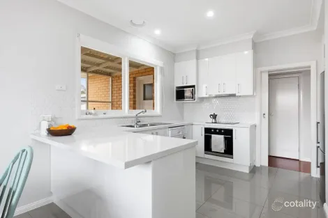 Property photo of 15 Maple Crescent Bell Park VIC 3215