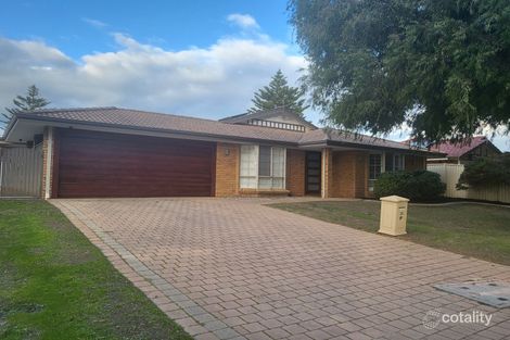 Property photo of 28 Camargue Green Secret Harbour WA 6173