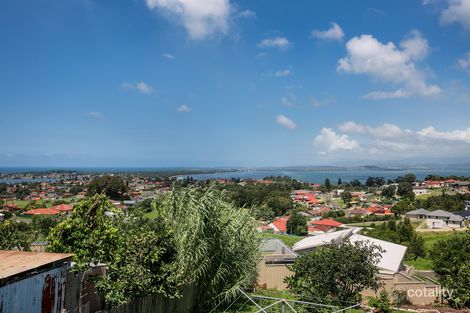 237 Flagstaff Rd, Lake Heights, NSW 2502