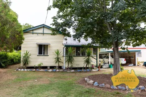 Property photo of 32 Strathdee Street Mundubbera QLD 4626