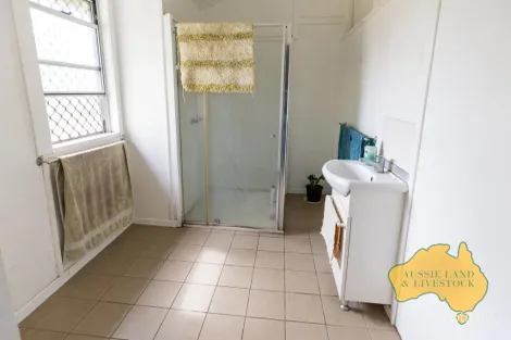 Property photo of 32 Strathdee Street Mundubbera QLD 4626