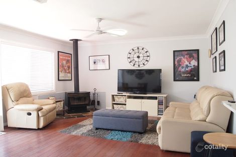 Property photo of 22 Twickenham Avenue Cambridge Park NSW 2747