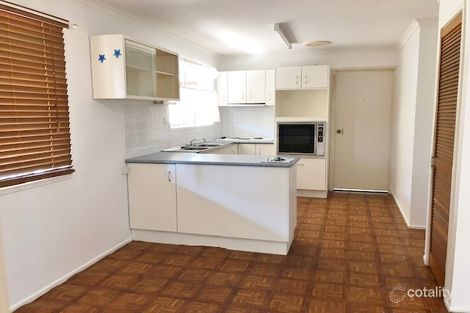 Property photo of 35 Saunders Street Point Vernon QLD 4655