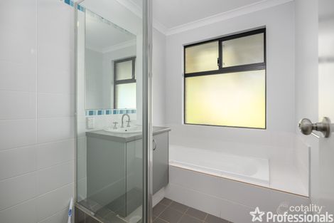 Property photo of 23 Shaftesbury Way Wellard WA 6170