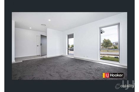 Property photo of 22 Leon Street Googong NSW 2620