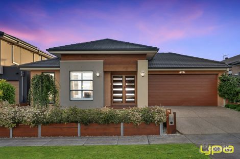 74 Waterman Dr, Clyde, VIC 3978