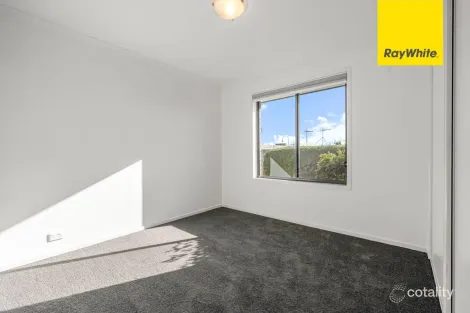 Property photo of 44 Eccles Circuit Macgregor ACT 2615