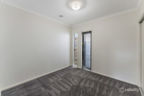 Property photo of 27 Passionfruit Crescent Mernda VIC 3754
