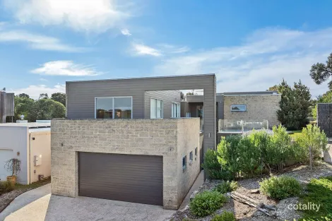 Property photo of 7 Turnberry Grove Fingal VIC 3939