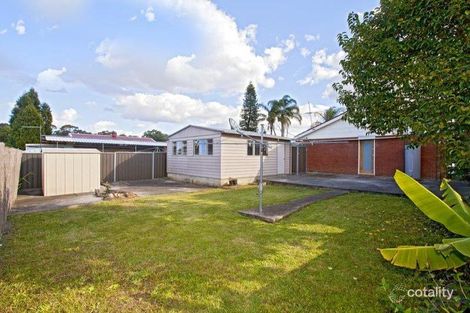 Property photo of 17 Brahma Close Bossley Park NSW 2176