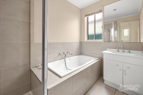 Property photo of 3 Thorpe Place Burnside VIC 3023