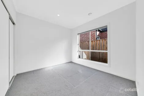 Property photo of 5 Firetail Avenue Wallan VIC 3756
