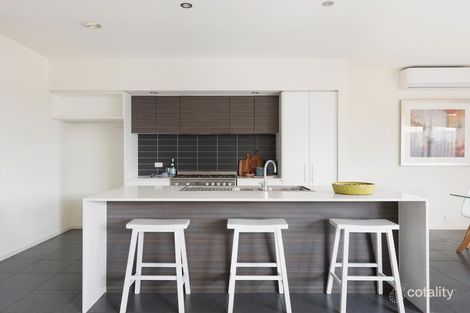 Property photo of 17 Muyan Circuit Burwood VIC 3125