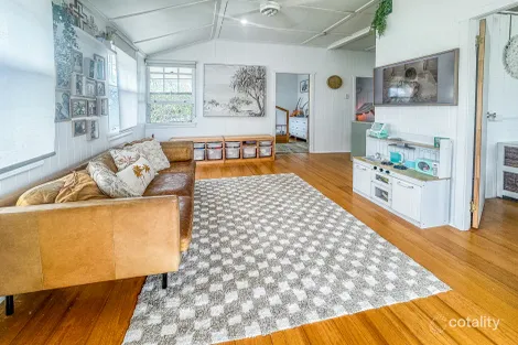 Property photo of 13 Duffield Road Margate QLD 4019