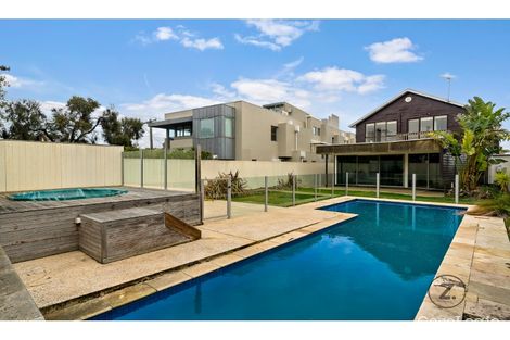 Property photo of 350 Beach Road Black Rock VIC 3193