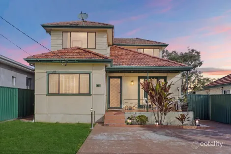 19 David St, Greenacre, NSW 2190