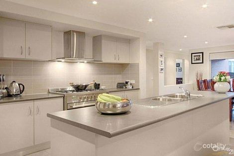 Property photo of 35 Belvedere Drive Pakenham VIC 3810