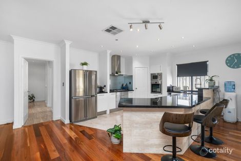 Property photo of 8 Boardwalk Boulevard Halls Head WA 6210