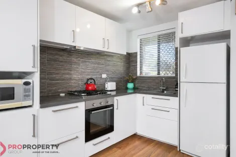 15/2 Bennelong Pl, Leederville, WA 6007