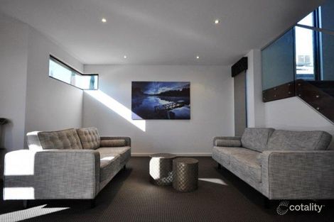 Property photo of 82 Sandarra Boulevard Sandhurst VIC 3977