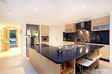 Property photo of 25 Great Barr Crescent Caroline Springs VIC 3023