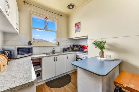 Property photo of 85 Lake Terrace East Mount Gambier SA 5290