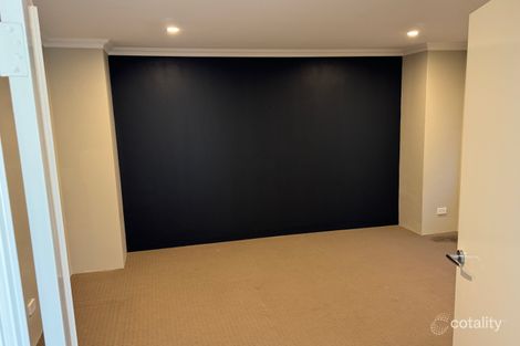 Property photo of 5 Amiens Street Hilbert WA 6112