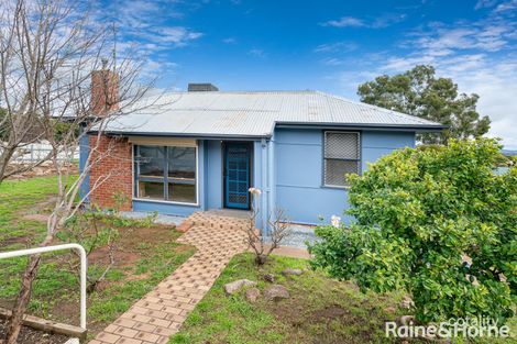 Property photo of 30 Phillip Avenue Mount Austin NSW 2650