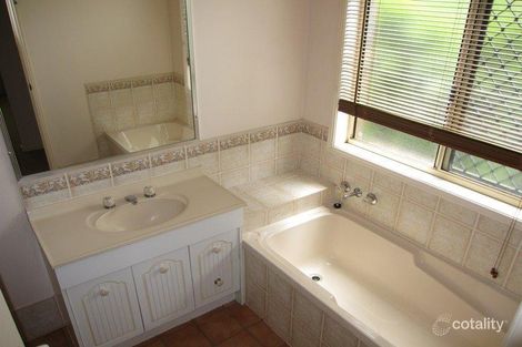 Property photo of 96 Cambridge Crescent Fitzgibbon QLD 4018