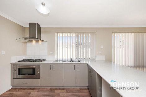 Property photo of 7 Alandale Bend Banksia Grove WA 6031