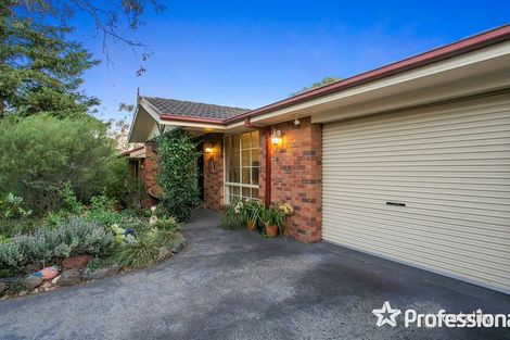 Property photo of 2/11 Gary Court Croydon VIC 3136