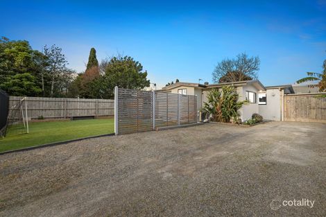 Property photo of 59 Illuka Crescent Mount Waverley VIC 3149