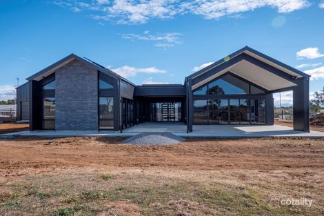 Property photo of 4 Wedgetail Drive Highfields QLD 4352