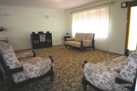 Property photo of 32 Nacooma Road Buff Point NSW 2262