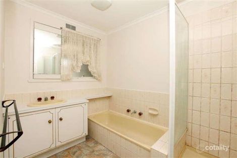 Property photo of 1 Selby Place Craigieburn VIC 3064