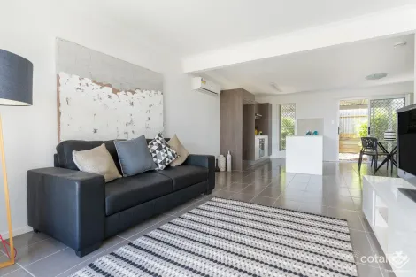 Property photo of 12 Kimberley Close Redbank Plains QLD 4301