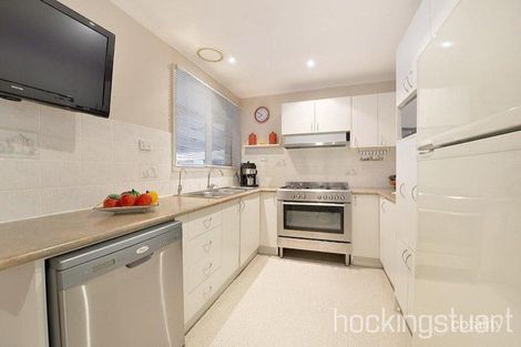 Property photo of 11 Whitehaven Crescent Noble Park North VIC 3174