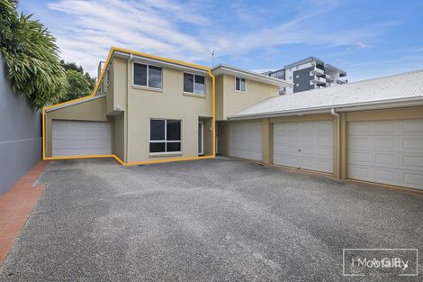 Property photo of 2/43 Latham Street Chermside QLD 4032
