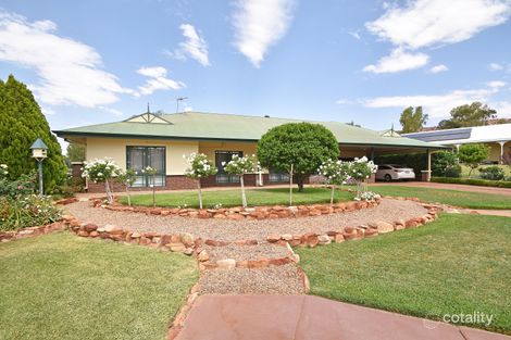 Property photo of 2 Amadeus Place Desert Springs NT 0870