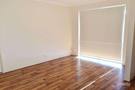 Property photo of 16 Nicolay Approach Dalyellup WA 6230
