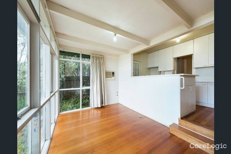 Property photo of 378 Waverley Road Mount Waverley VIC 3149