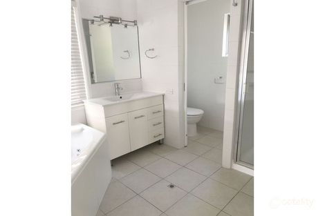 Property photo of 16 Mabb Street Kenmore QLD 4069