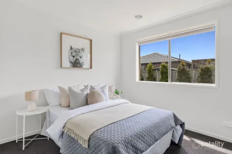 Property photo of 6 Aristotle Street Mount Duneed VIC 3217