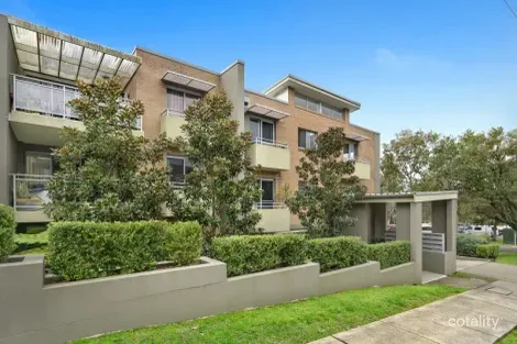 Property photo of 10/4-8 Burne Avenue Dee Why NSW 2099