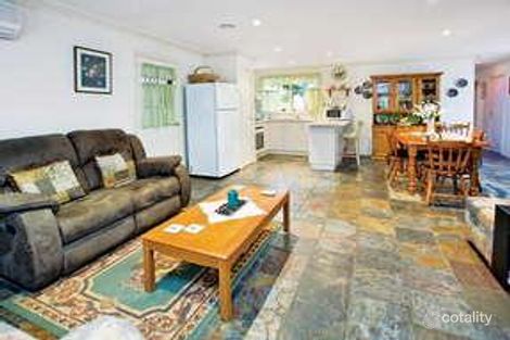 Property photo of 6 Poa Court Delahey VIC 3037