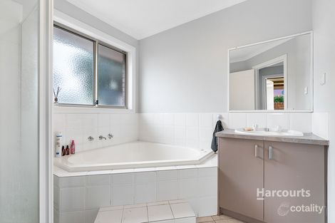 Property photo of 6 Marshall Place Hallam VIC 3803