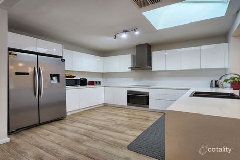 7 Bradley Cres, Wiley Park, NSW 2195